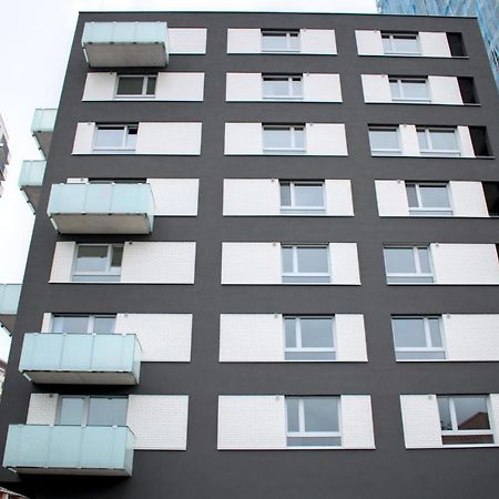 Brand New Apartment By Hockey Stadium ブラチスラヴァ エクステリア 写真