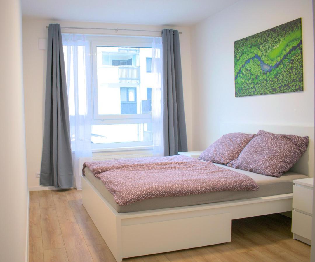 Brand New Apartment By Hockey Stadium ブラチスラヴァ エクステリア 写真